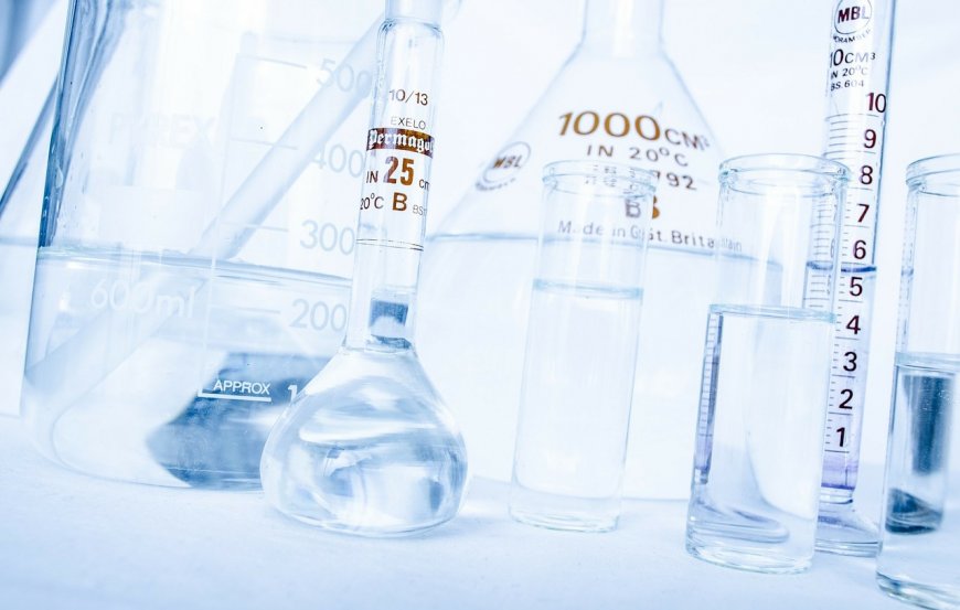 Dobre i złe alkohole w kosmetykach