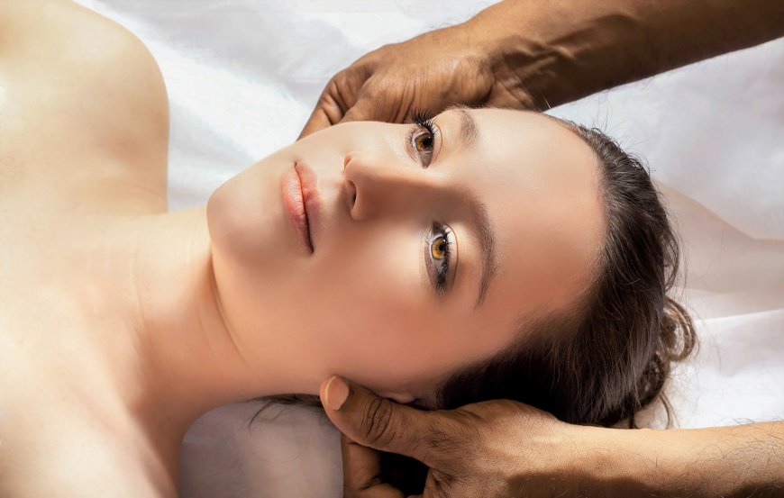 Jak prawidłowo wykonać masaż twarzy?